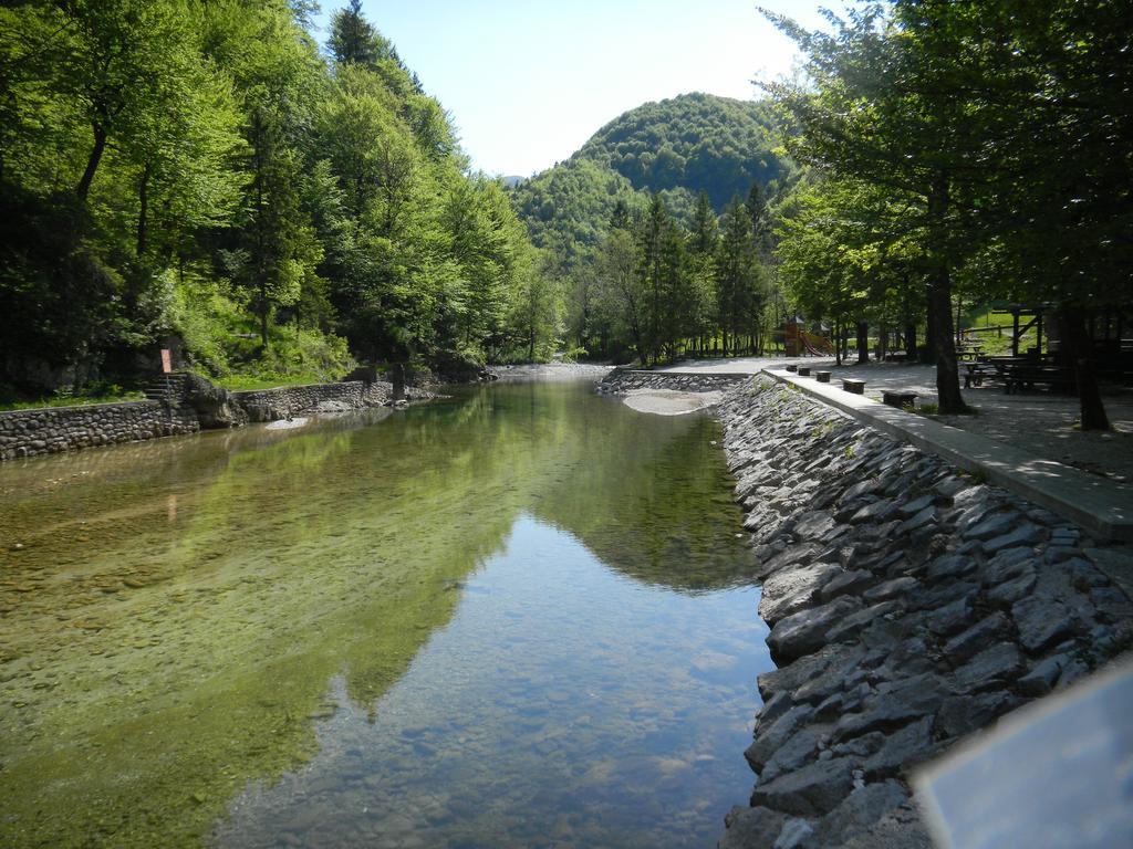Hotel Jozef Idrija Εξωτερικό φωτογραφία